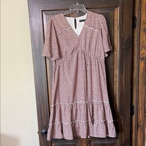 Mikarose Size M Floral V-Neck Flutter sleeve Midi Dress